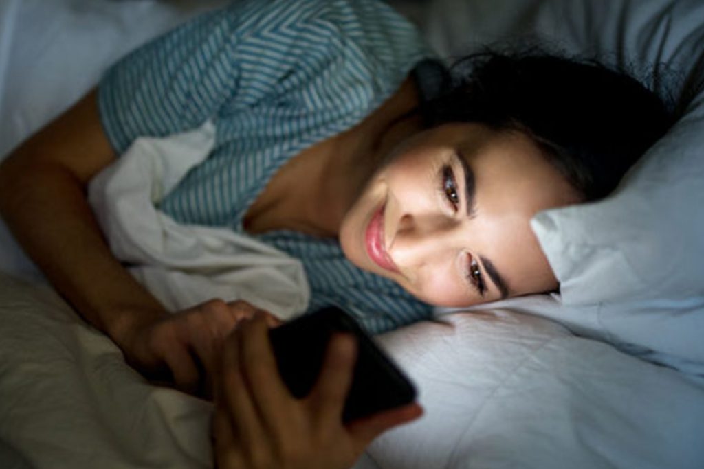 mobile phone not good for sleeping